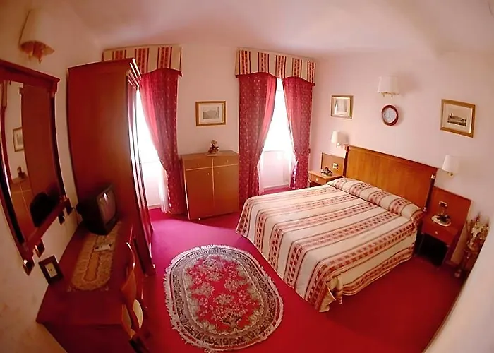 Hotel 3 Coins 3*